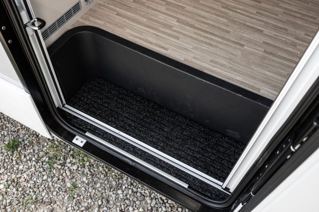 Mc Louis Nevis 881 25 ans boite auto tout équipé - Photo 217