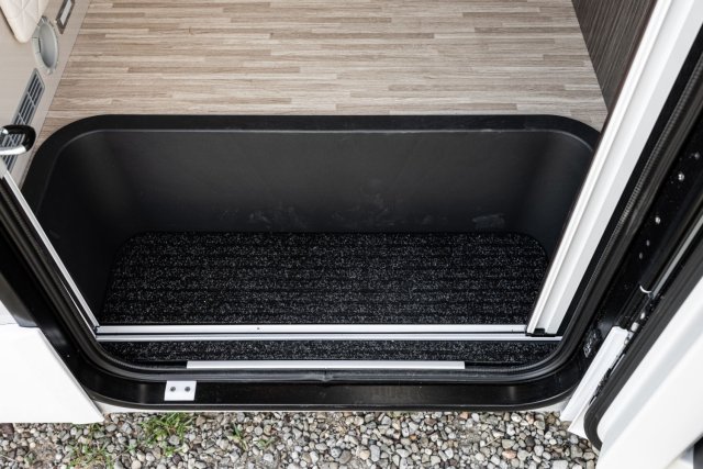 Mc Louis Nevis 881 25 ans boite auto tout équipé - Photo 218