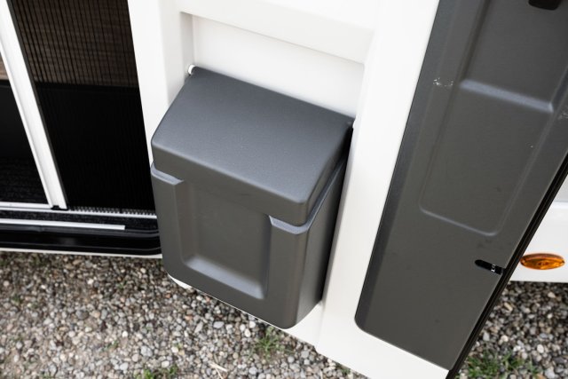 Mc Louis Nevis 881 25 ans boite auto tout équipé - Photo 221