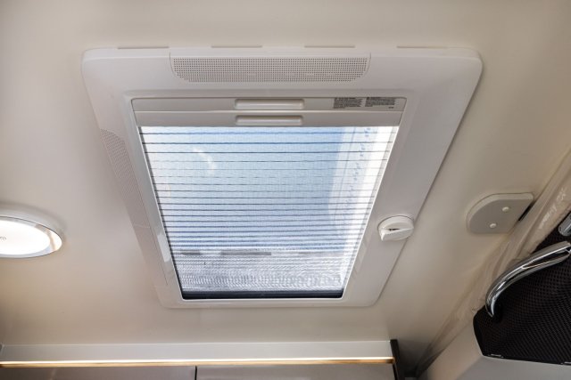 Mc Louis Nevis 881 25 ans boite auto tout équipé - Photo 222