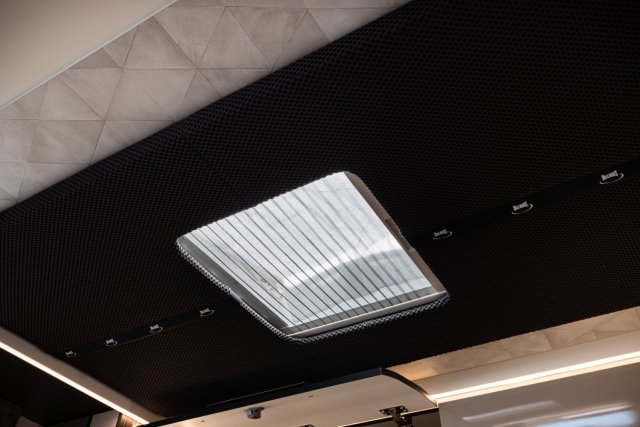 Mc Louis Nevis 881 25 ans boite auto tout équipé - Photo 225