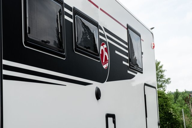 Mc Louis Nevis 881 25 ans boite auto tout équipé - Photo 253