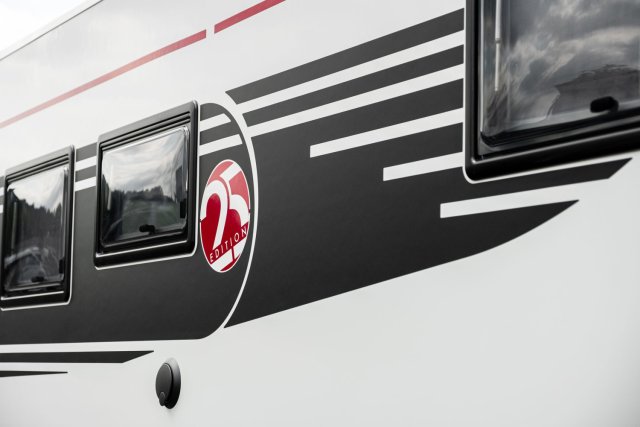 Mc Louis Nevis 881 25 ans boite auto tout équipé - Photo 260