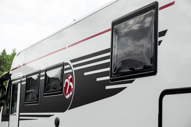 Mc Louis Nevis 881 25 ans boite auto tout équipé - Photo 261