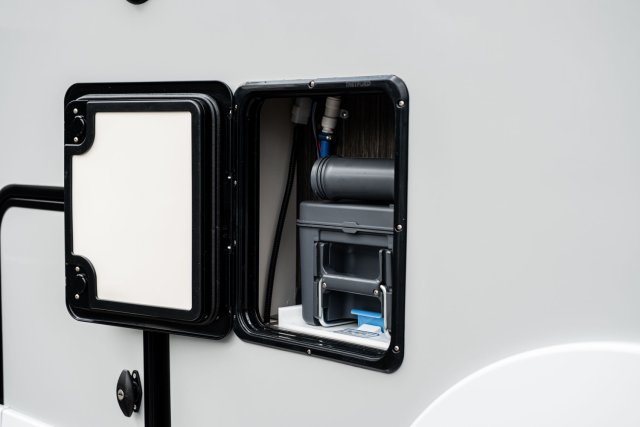 Mc Louis Nevis 881 25 ans boite auto tout équipé - Photo 263