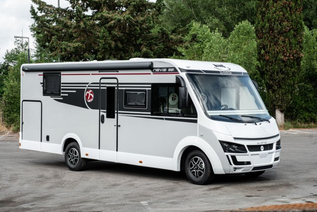 Mc Louis Nevis 881 25 ans boite auto tout équipé - Photo 267