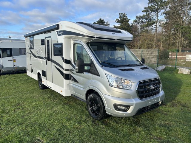 Mc Louis Yearling 81 G mc4 81g – (boîte auto) – 4 places – ultra équipé lit central Neuf