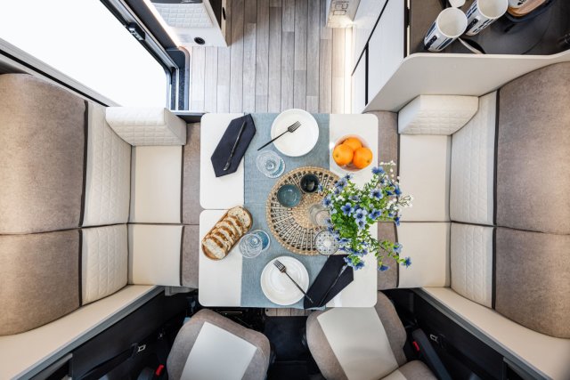 Mc Louis Yearling 81 G mc4 81g – (boîte auto) – 4 places – ultra équipé lit central - Photo 11