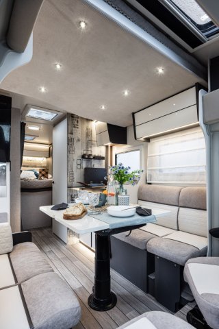 Mc Louis Yearling 81 G mc4 81g – (boîte auto) – 4 places – ultra équipé lit central - Photo 14