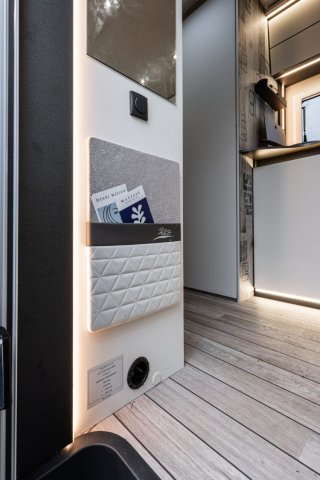 Mc Louis Yearling 81 G mc4 81g – (boîte auto) – 4 places – ultra équipé lit central - Photo 24