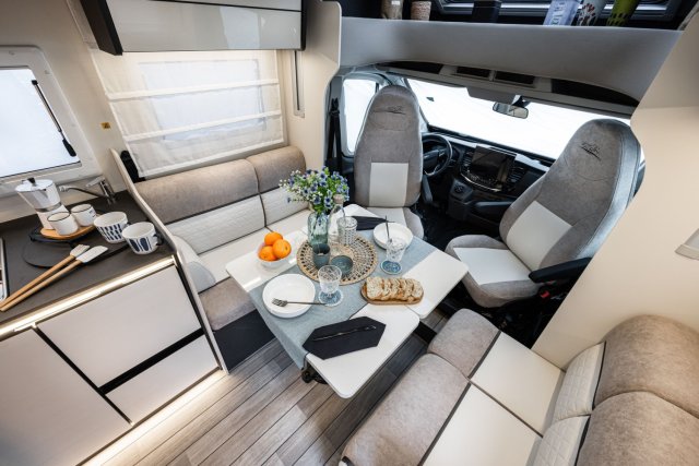 Mc Louis Yearling 81 G mc4 81g – (boîte auto) – 4 places – ultra équipé lit central - Photo 26