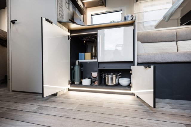 Mc Louis Yearling 81 G mc4 81g – (boîte auto) – 4 places – ultra équipé lit central - Photo 44