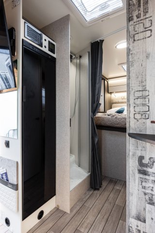 Mc Louis Yearling 81 G mc4 81g – (boîte auto) – 4 places – ultra équipé lit central - Photo 47