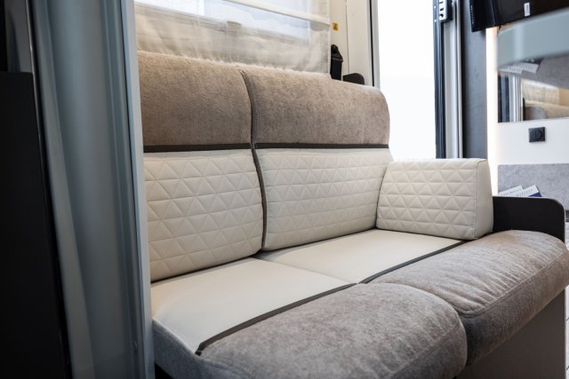 Mc Louis Yearling 81 G mc4 81g – (boîte auto) – 4 places – ultra équipé lit central - Photo 56