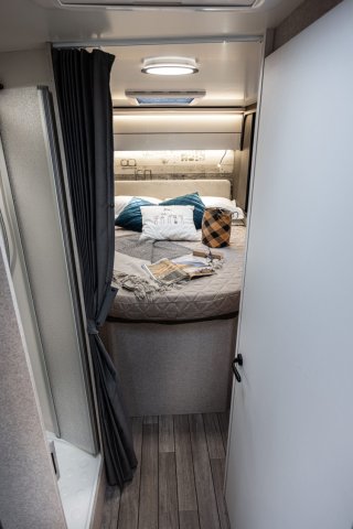 Mc Louis Yearling 81 G mc4 81g – (boîte auto) – 4 places – ultra équipé lit central - Photo 61