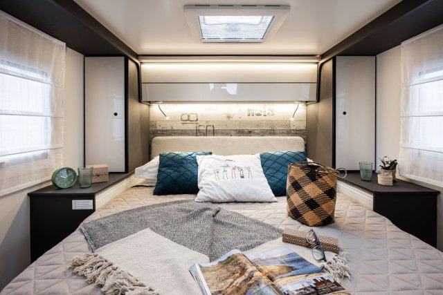 Mc Louis Yearling 81 G mc4 81g – (boîte auto) – 4 places – ultra équipé lit central - Photo 84