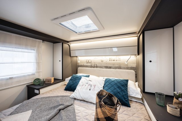 Mc Louis Yearling 81 G mc4 81g – (boîte auto) – 4 places – ultra équipé lit central - Photo 87