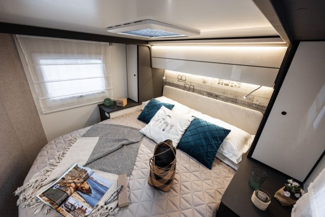 Mc Louis Yearling 81 G mc4 81g – (boîte auto) – 4 places – ultra équipé lit central - Photo 90