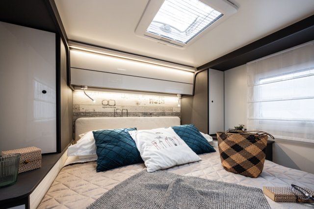 Mc Louis Yearling 81 G mc4 81g – (boîte auto) – 4 places – ultra équipé lit central - Photo 91