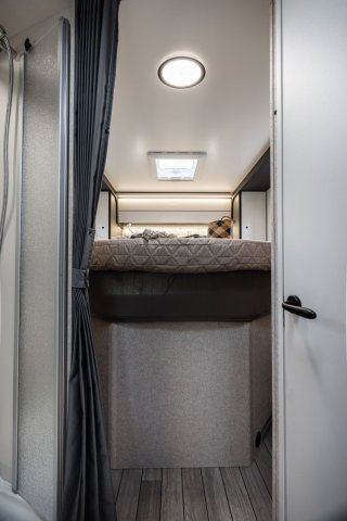 Mc Louis Yearling 81 G mc4 81g – (boîte auto) – 4 places – ultra équipé lit central - Photo 100