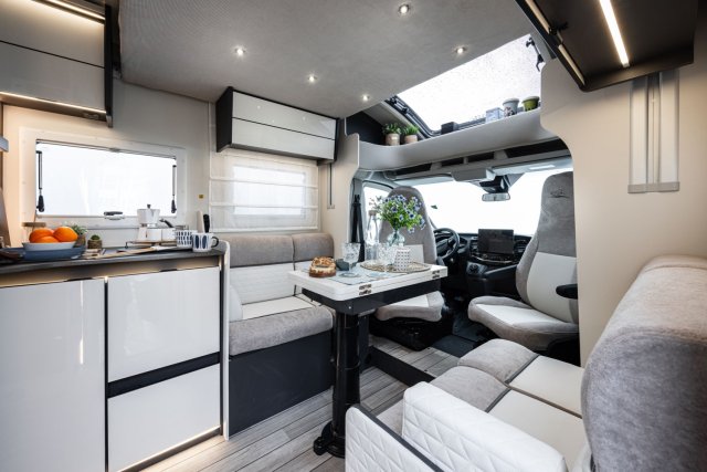 Mc Louis Yearling 81 G mc4 81g – (boîte auto) – 4 places – ultra équipé lit central - Photo 106