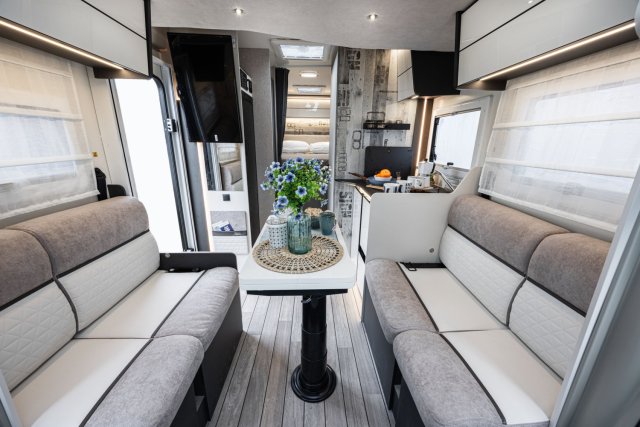 Mc Louis Yearling 81 G mc4 81g – (boîte auto) – 4 places – ultra équipé lit central - Photo 109