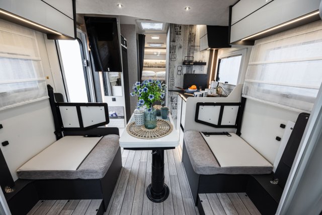 Mc Louis Yearling 81 G mc4 81g – (boîte auto) – 4 places – ultra équipé lit central - Photo 111