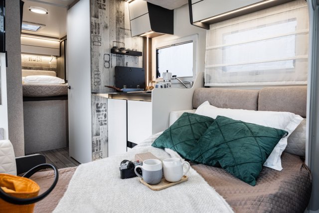 Mc Louis Yearling 81 G mc4 81g – (boîte auto) – 4 places – ultra équipé lit central - Photo 113