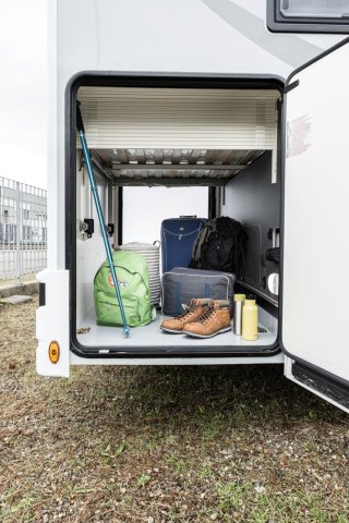 Mc Louis Yearling 81 G mc4 81g – (boîte auto) – 4 places – ultra équipé lit central - Photo 116