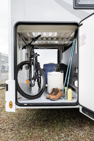 Mc Louis Yearling 81 G mc4 81g – (boîte auto) – 4 places – ultra équipé lit central - Photo 119