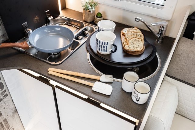 Mc Louis Yearling 81 G mc4 81g – (boîte auto) – 4 places – ultra équipé lit central - Photo 121