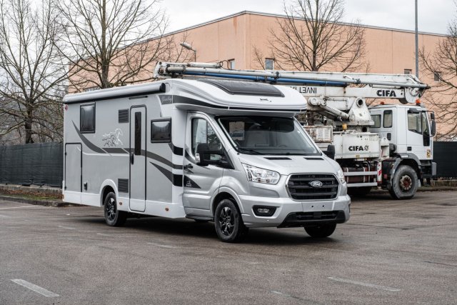 Mc Louis Yearling 81 G mc4 81g – (boîte auto) – 4 places – ultra équipé lit central - Photo 124