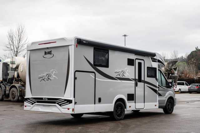 Mc Louis Yearling 81 G mc4 81g – (boîte auto) – 4 places – ultra équipé lit central - Photo 131