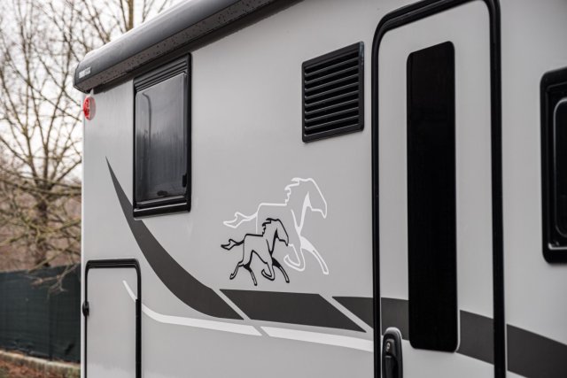 Mc Louis Yearling 81 G mc4 81g – (boîte auto) – 4 places – ultra équipé lit central - Photo 139