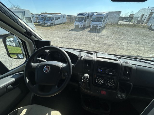 Pilote C 700 G c700 - Photo 14