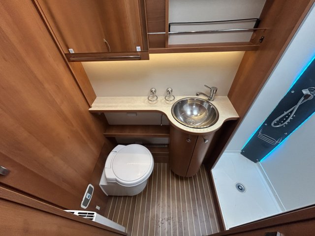 Rapido 9005 DFH Design Edition / tout équipé boite auto - Photo 31