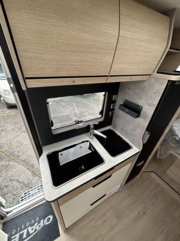 Rapido C50 2026 boite auto - Photo 13