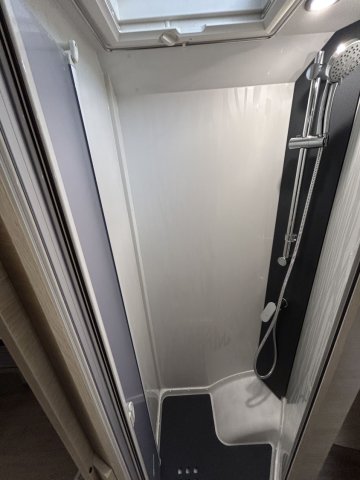 Rapido C86 / tout équipé - Photo 10