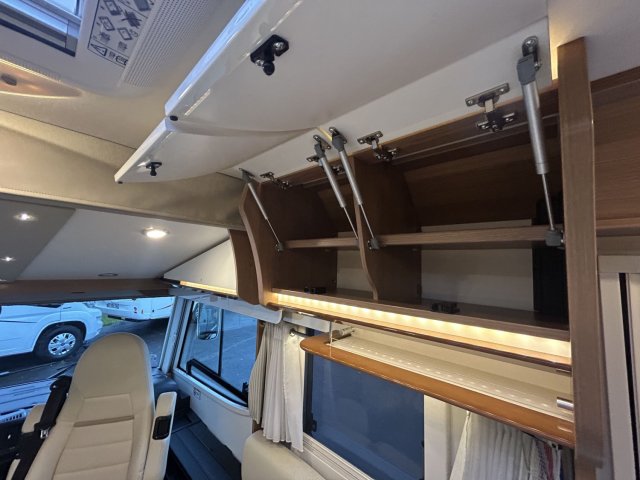 Rapido Distinction i165 alde boite auto 160cv - Photo 17