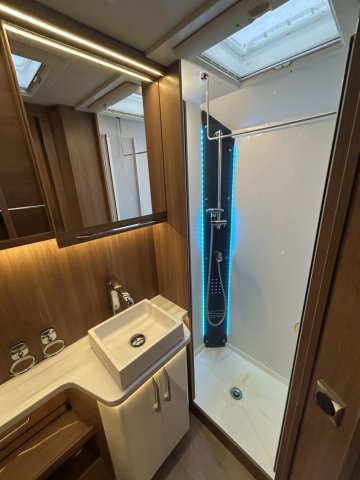 Rapido Distinction i165 alde boite auto 160cv - Photo 27