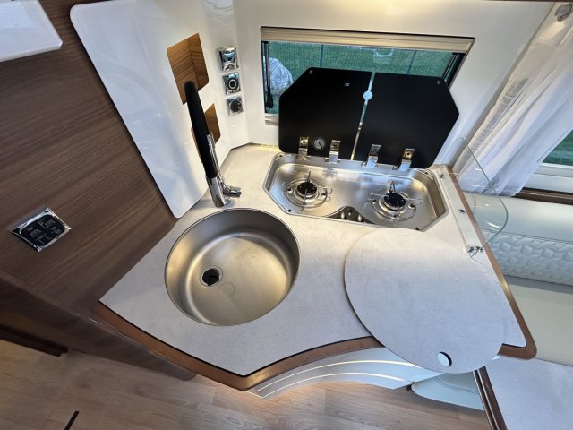 Rapido Distinction i96M boite auto tout équipé - Photo 15