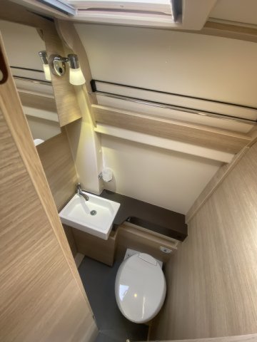 Rapido Van V55 - Photo 26