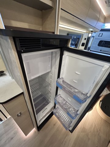 Rapido Van V62 65ans boite auto tout équipé - Photo 34