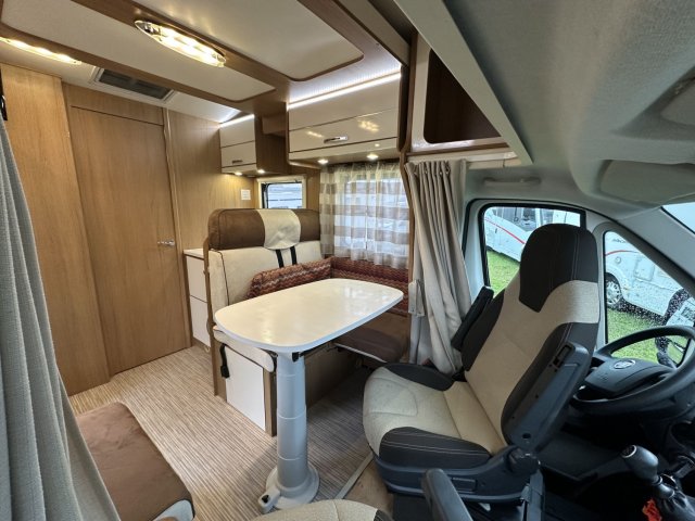 Rimor Silver Line 17 silverline 17, lit central, lit de pavillon et dinette 5 places - Photo 12