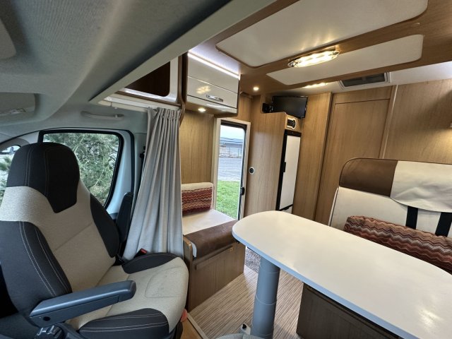 Rimor Silver Line 17 silverline 17, lit central, lit de pavillon et dinette 5 places - Photo 13