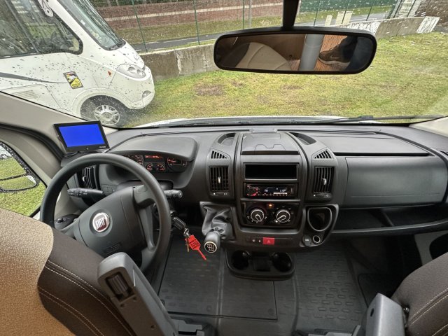 Rimor Silver Line 17 silverline 17, lit central, lit de pavillon et dinette 5 places - Photo 15