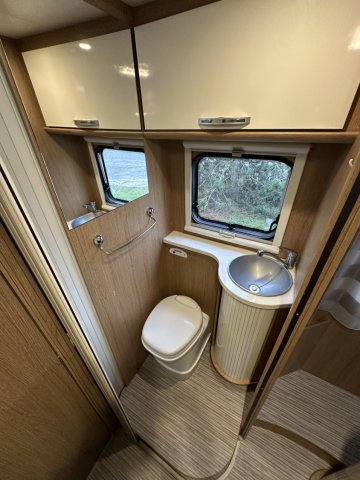 Rimor Silver Line 17 silverline 17, lit central, lit de pavillon et dinette 5 places - Photo 23