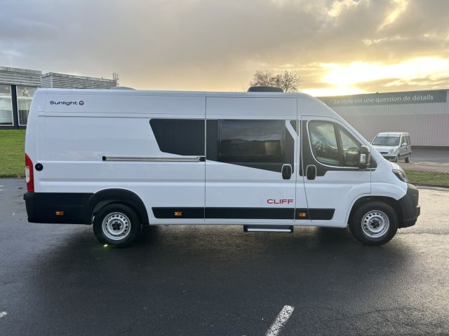 Sunlight Cliff 640 boite auto tout équipé - Photo 2