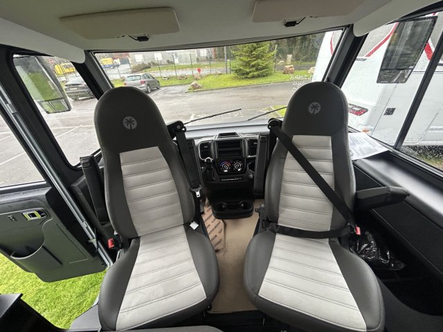 Sunlight I 68 i68l / tout équipé boite auto - Photo 11