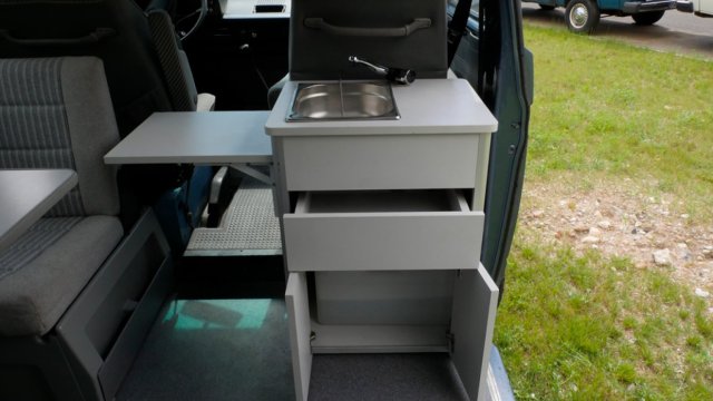 Volkswagen T3 SYNCRO Multivan - Photo 9